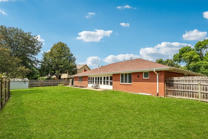 Property Photo:  5870 Dogwood Lane  IA 50131 