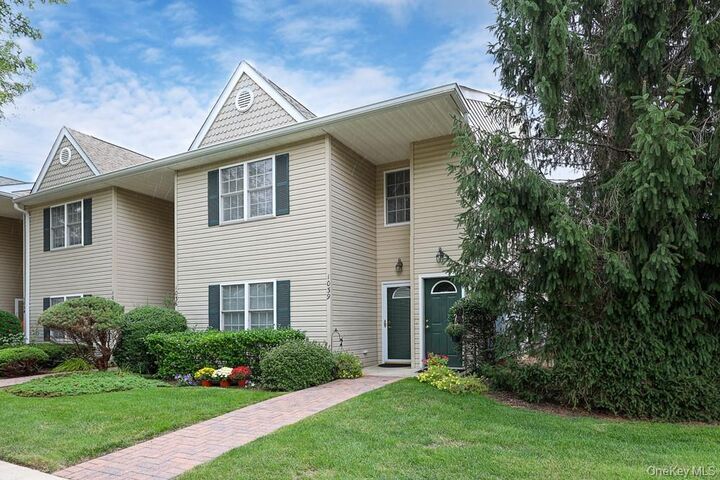 Property Photo:  1039 Savoy Drive  NY 11747 