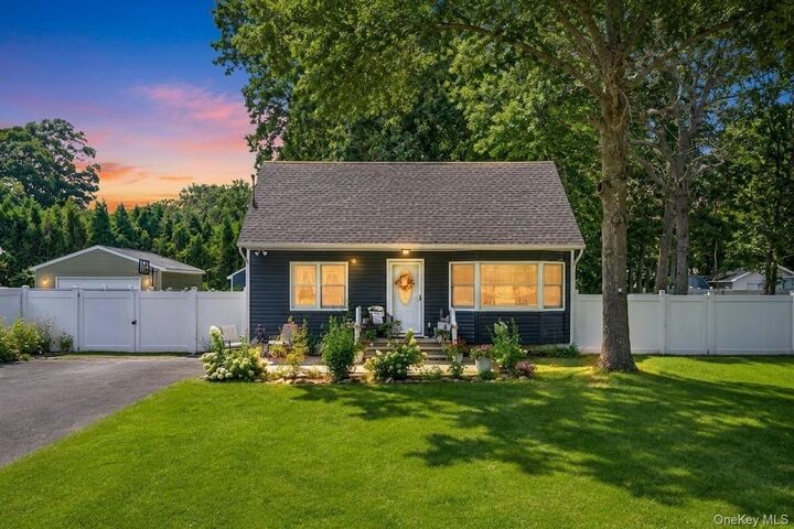 Property Photo:  51 Roberts Road W  NY 11967 