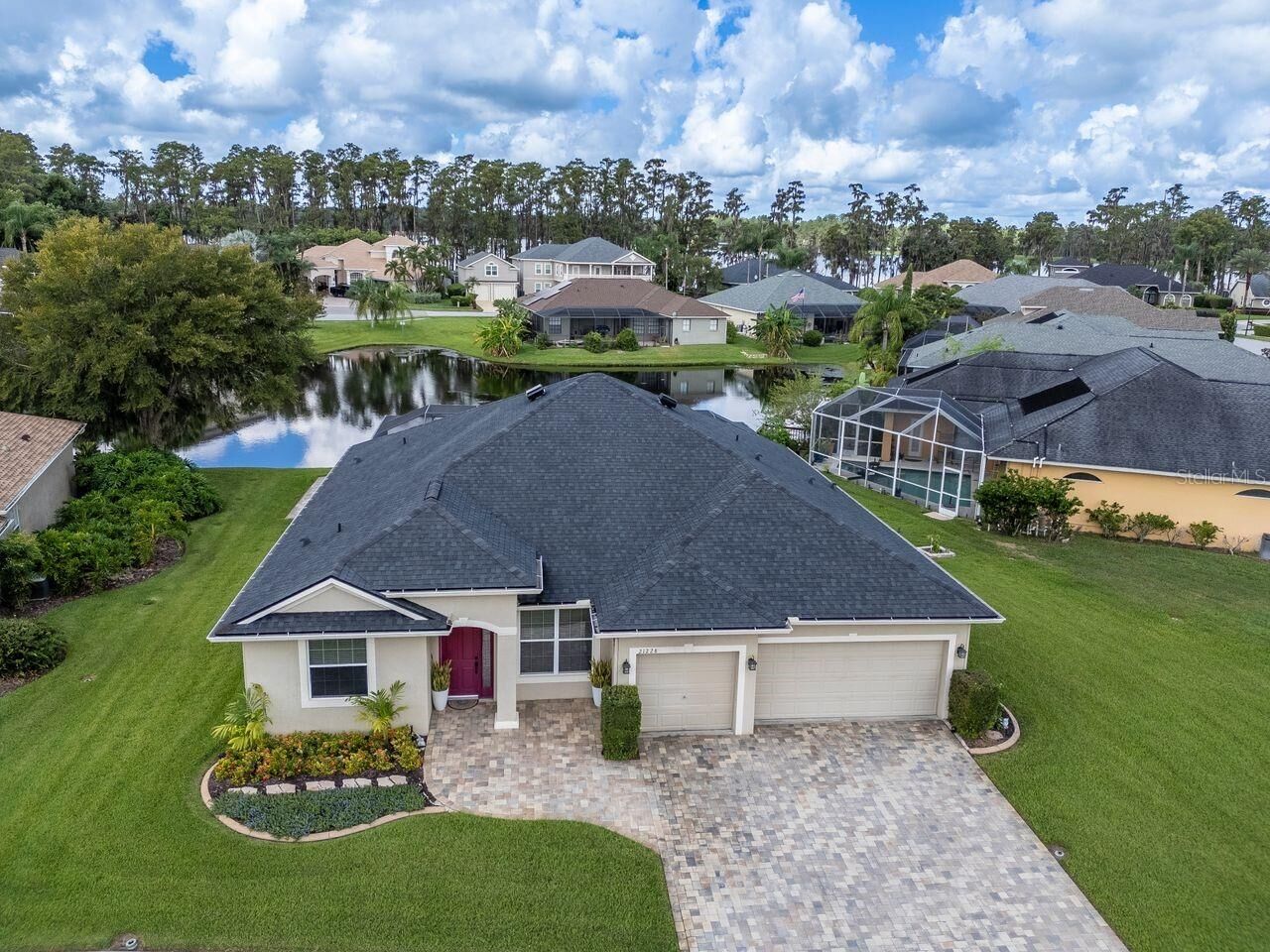Property Photo:  21228 Marsh Hawk Drive  FL 34638 