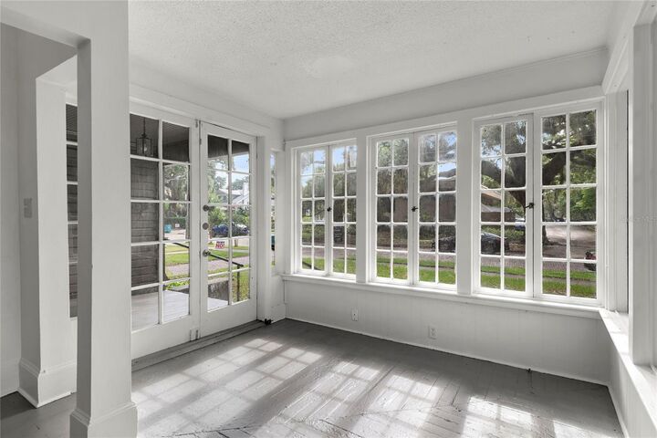 Property Photo:  522 S Osceola Avenue  FL 32801 