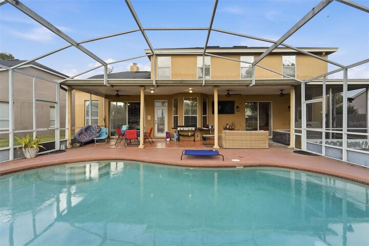 Property Photo: 3874 Gatlin Place Circle FL 32812