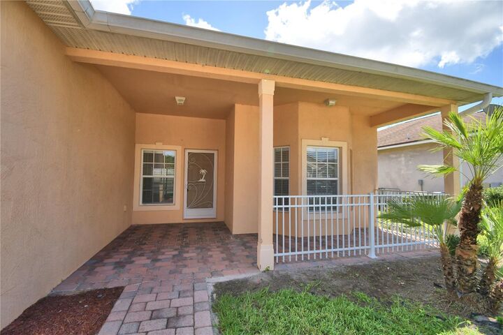 Property Photo:  2338 Salzburg Loop  FL 33884 