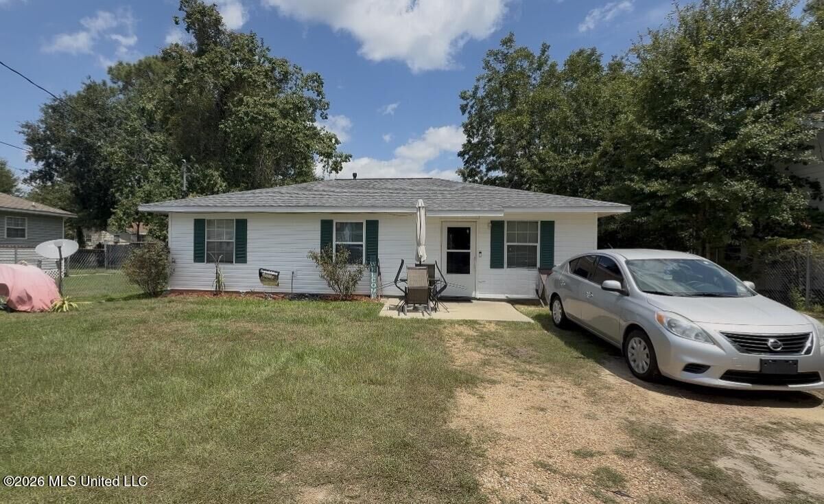 Property Photo:  1436 Jo Ellen Circle  MS 39501 