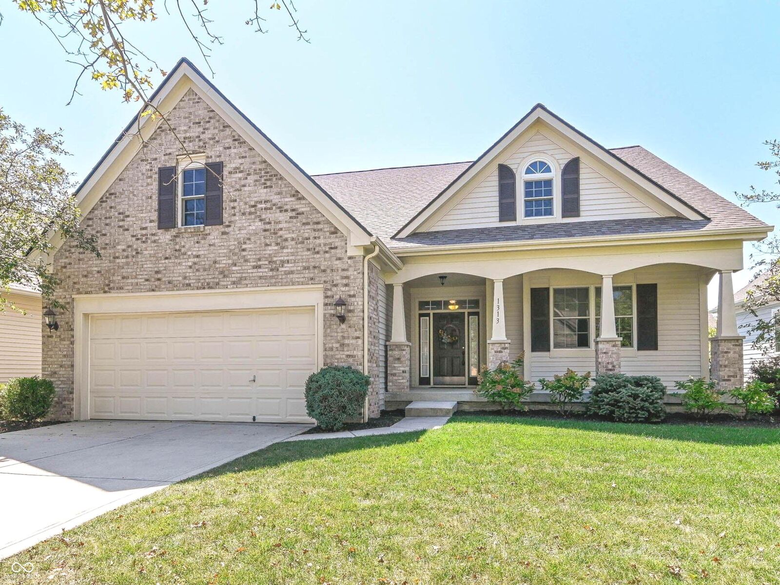 Property Photo:  1313 Somerville Drive  IN 46074 