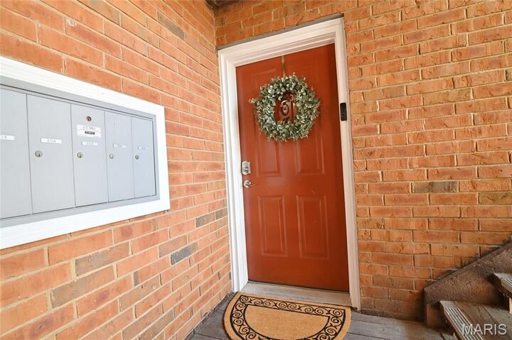 Property Photo:  1963 Greenpoint Drive 203  MO 63122 