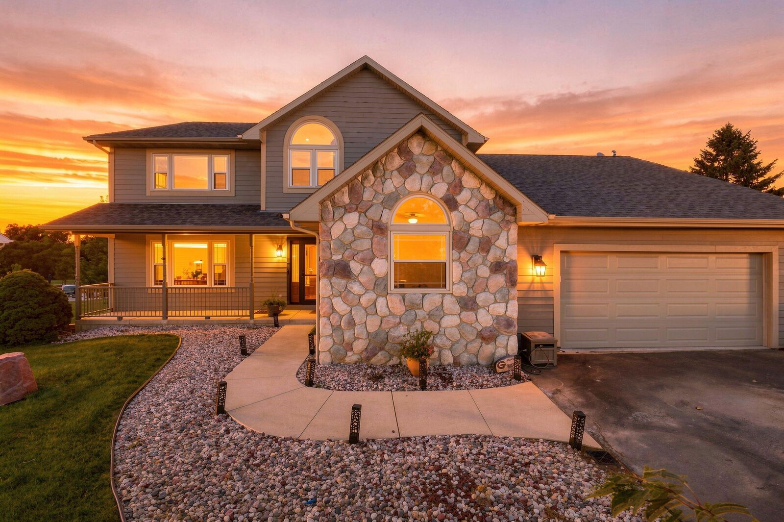 Property Photo:  W4604 Pebble Dr  WI 53121 