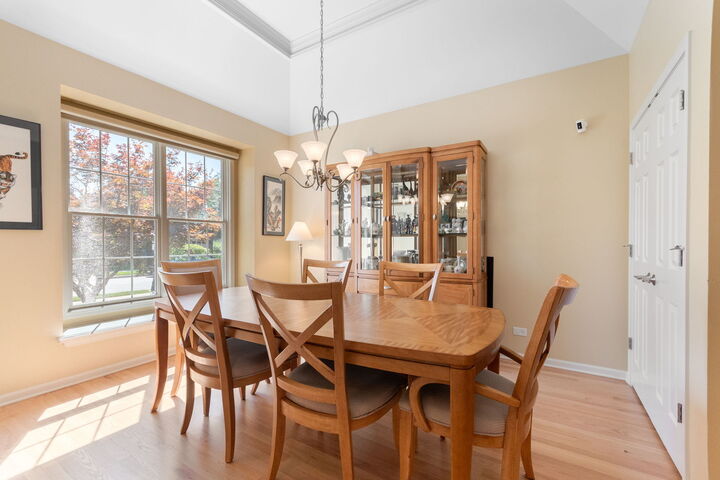 Property Photo: 29W511 Cerny Circle IL 60555