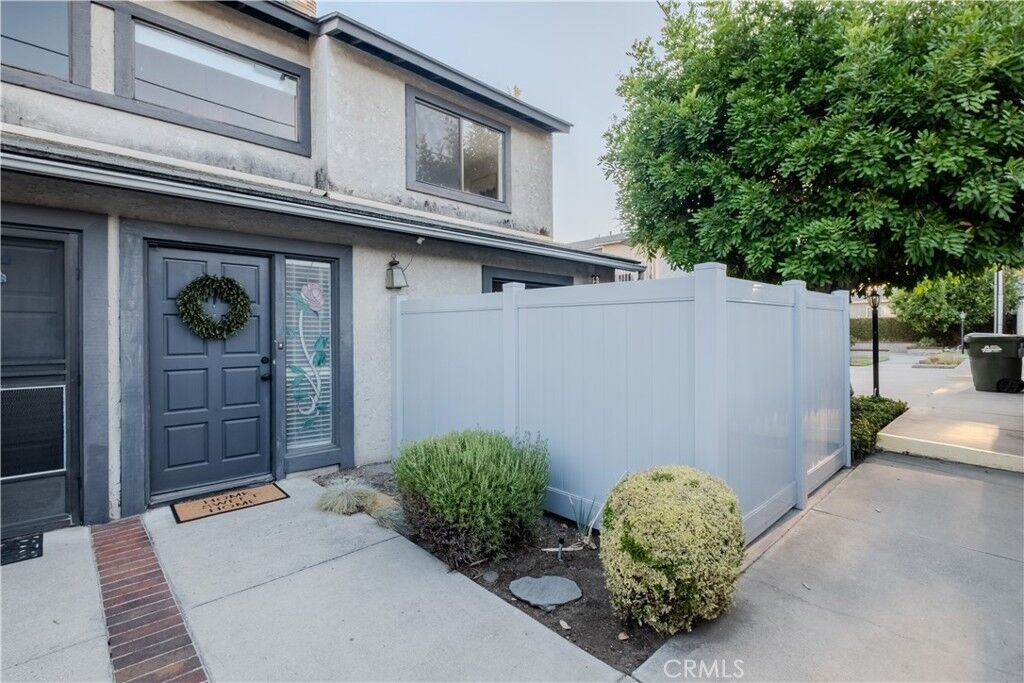 Property Photo:  615 Monterey Avenue I  CA 91016 