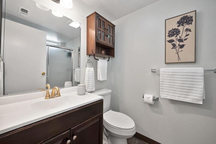 Property Photo: 4031 Tallyho Drive CA 95826