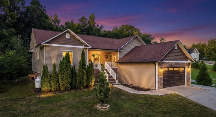 Property Photo:  685 York Rd NE  TN 37323 