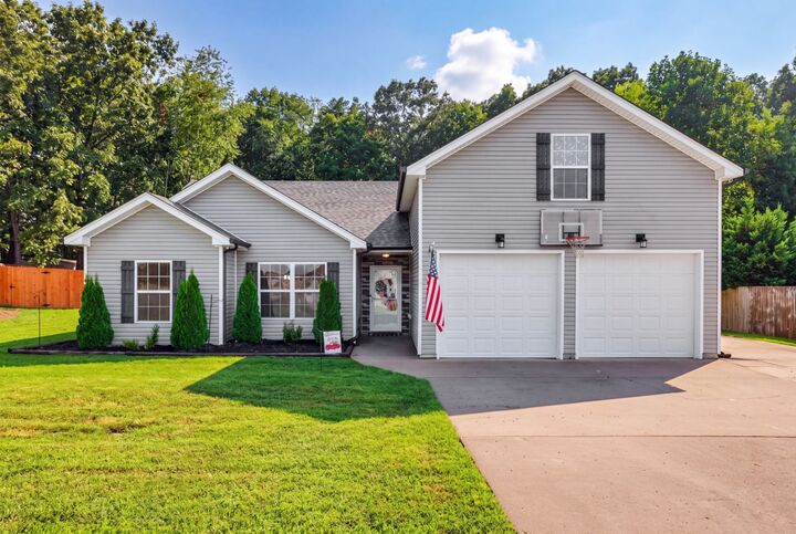 Property Photo:  1172 Freedom Dr  TN 37042 