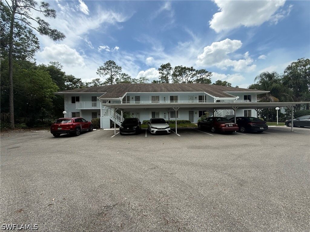 Property Photo: 3491 County Barn Road 103 FL 34112