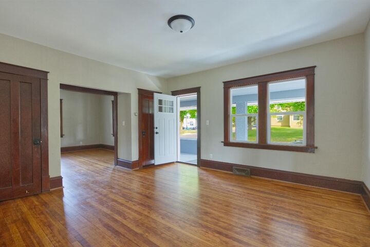 Property Photo:  251 Winsted Avenue W  MN 55395 