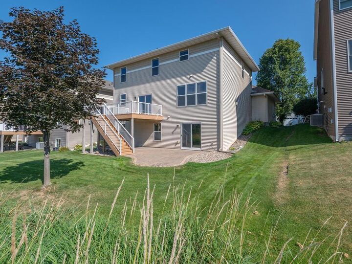 Property Photo:  1511 Pembroke Pass  MN 55317 