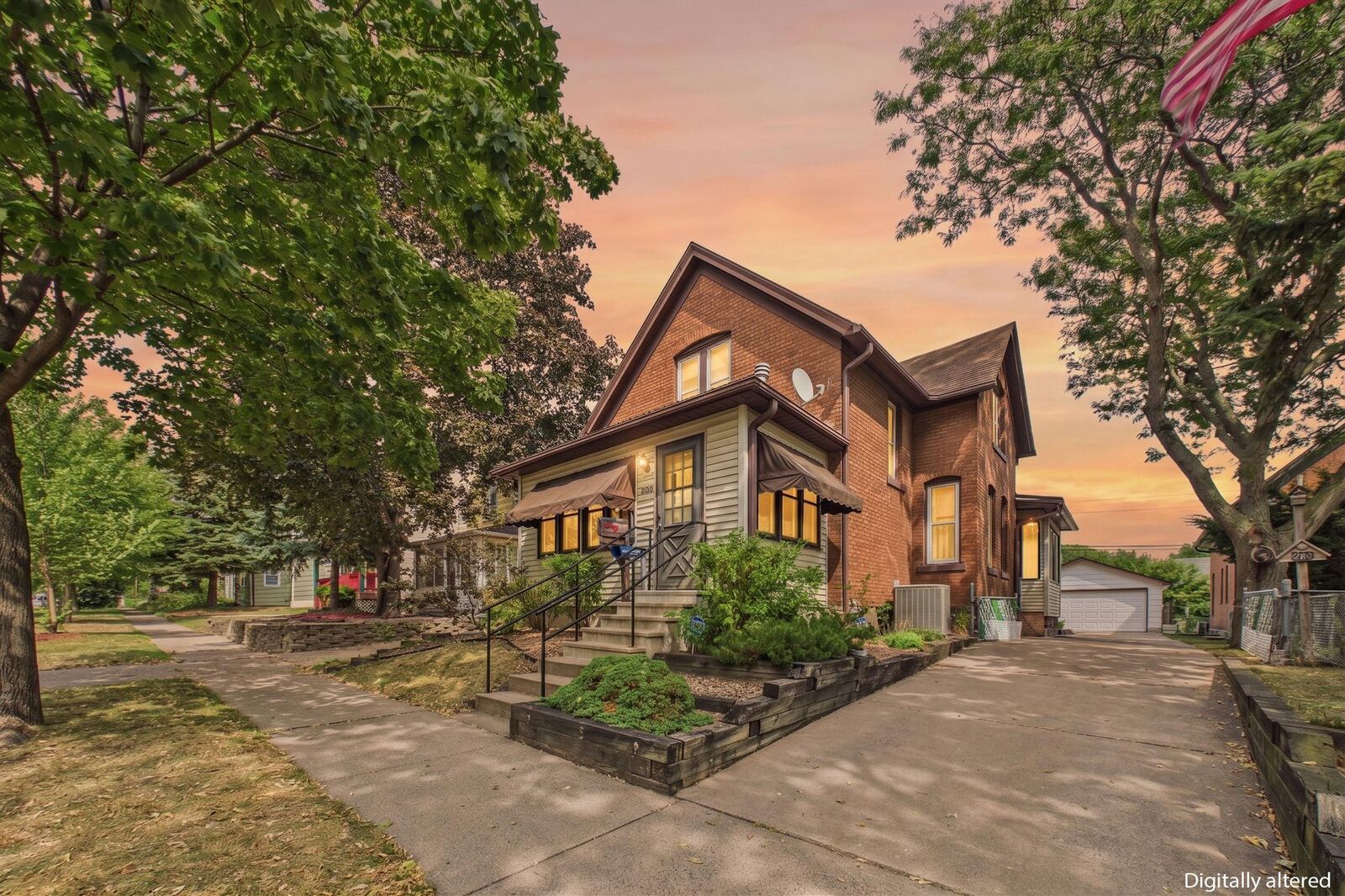 Property Photo:  992 Matilda Street  MN 55117 