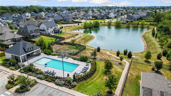 Property Photo:  717 Cannon Cove  AR 72718 