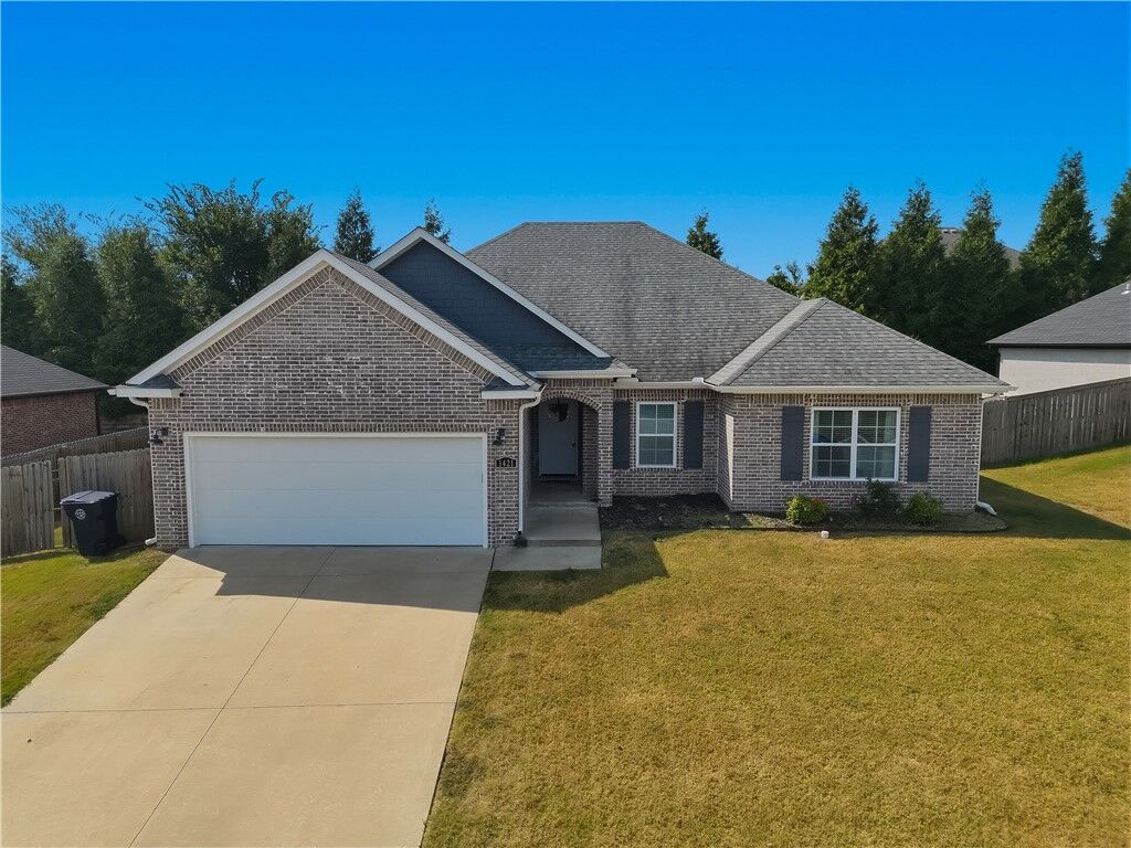 Property Photo: 1421 Colonel McNeil Drive AR 72753