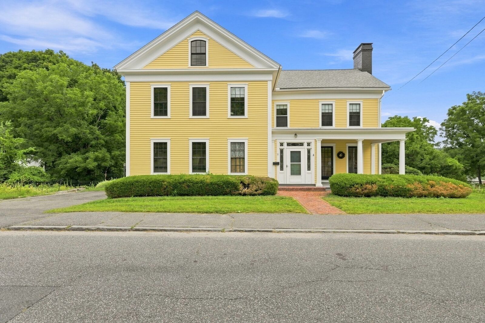 Property Photo: 11 High St MA 01057