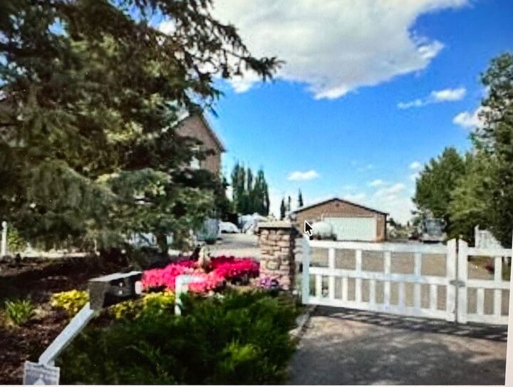 Property Photo:  241A Township Road Road 280142  AB T1X 0M5 