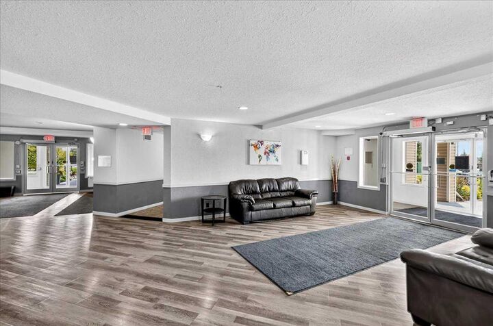 Property Photo:  1717 60 Street SE 212  AB T2A 7Y7 