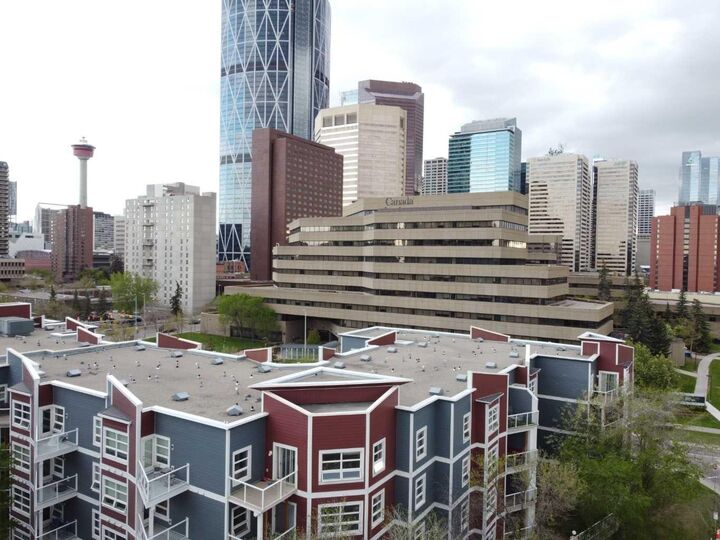 Property Photo:  333 Riverfront Avenue SE 137  AB T2G 5R1 