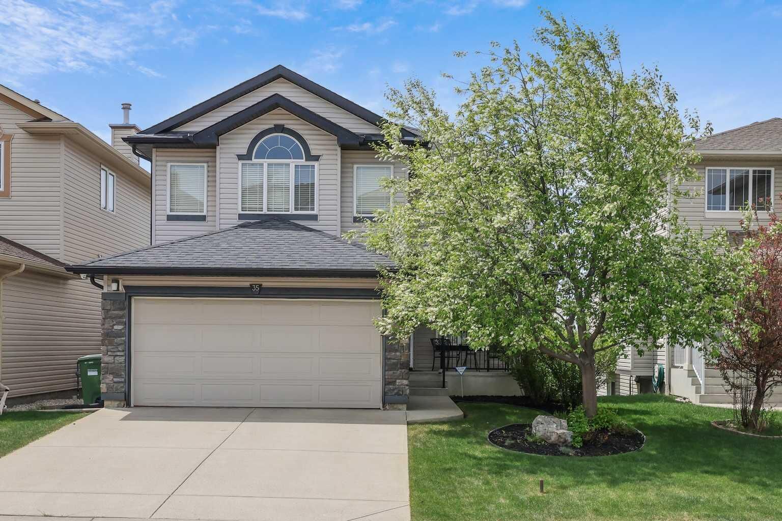 Property Photo: 35 Rockyledge Rise NW AB T3G 5N1