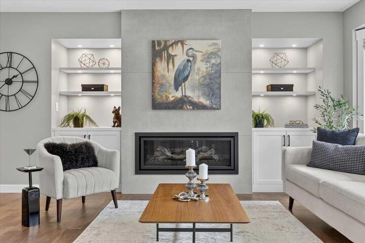 Property Photo:  4111 19 Avenue SW  AB T3E 0G7 
