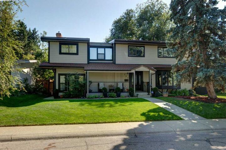 128 Chinook Drive SW — photo 1