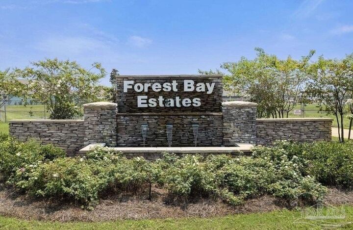 Property Photo:  6569 Forest Bay Ave  FL 32563 