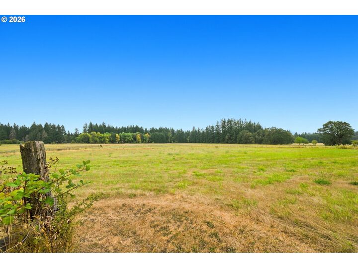 Property Photo: 11317 NE Charter Oak Rd WA 98604