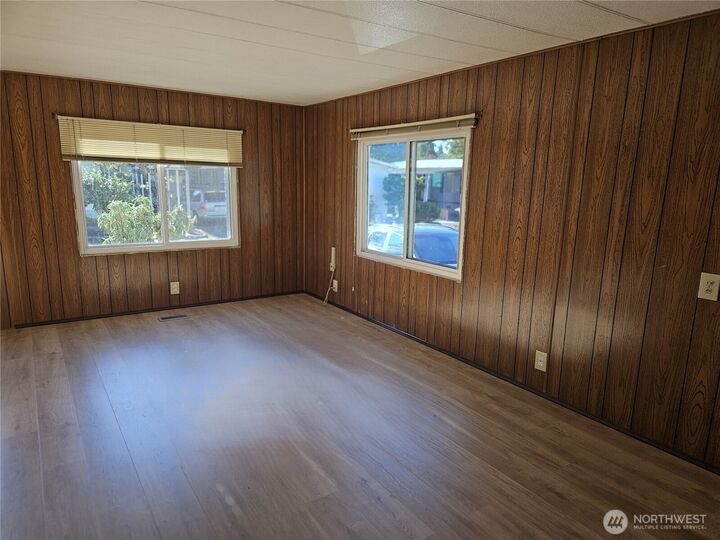 Property Photo: 5220 176th Street SW 46 WA 98037
