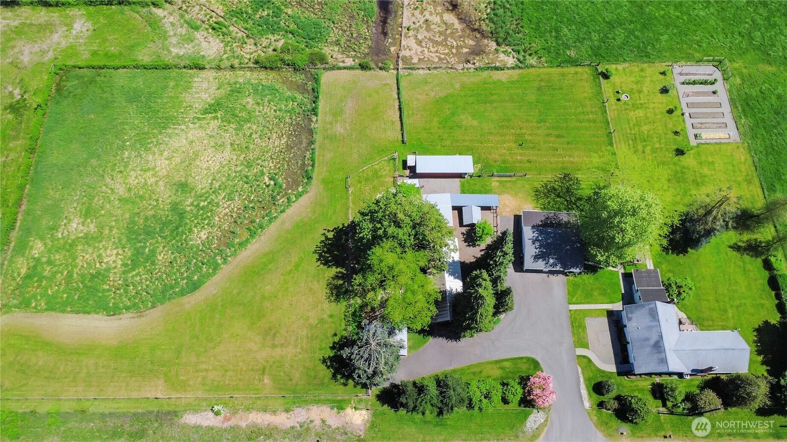 Property Photo:  39614  264th Avenue SE  WA 98022 