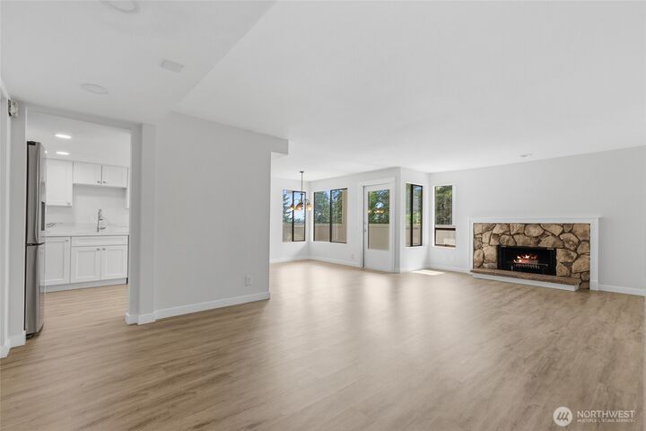 Property Photo:  17417  Ashworth Avenue N 202  WA 98133 