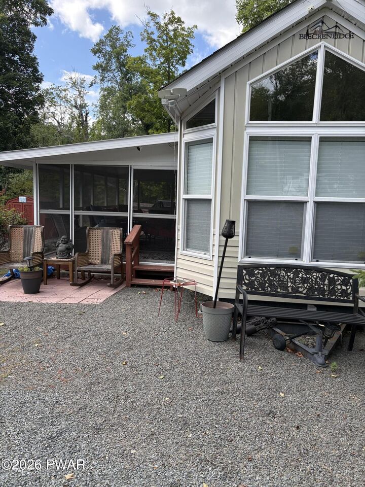 Property Photo:  122 Maple Forest Drive  PA 18337 