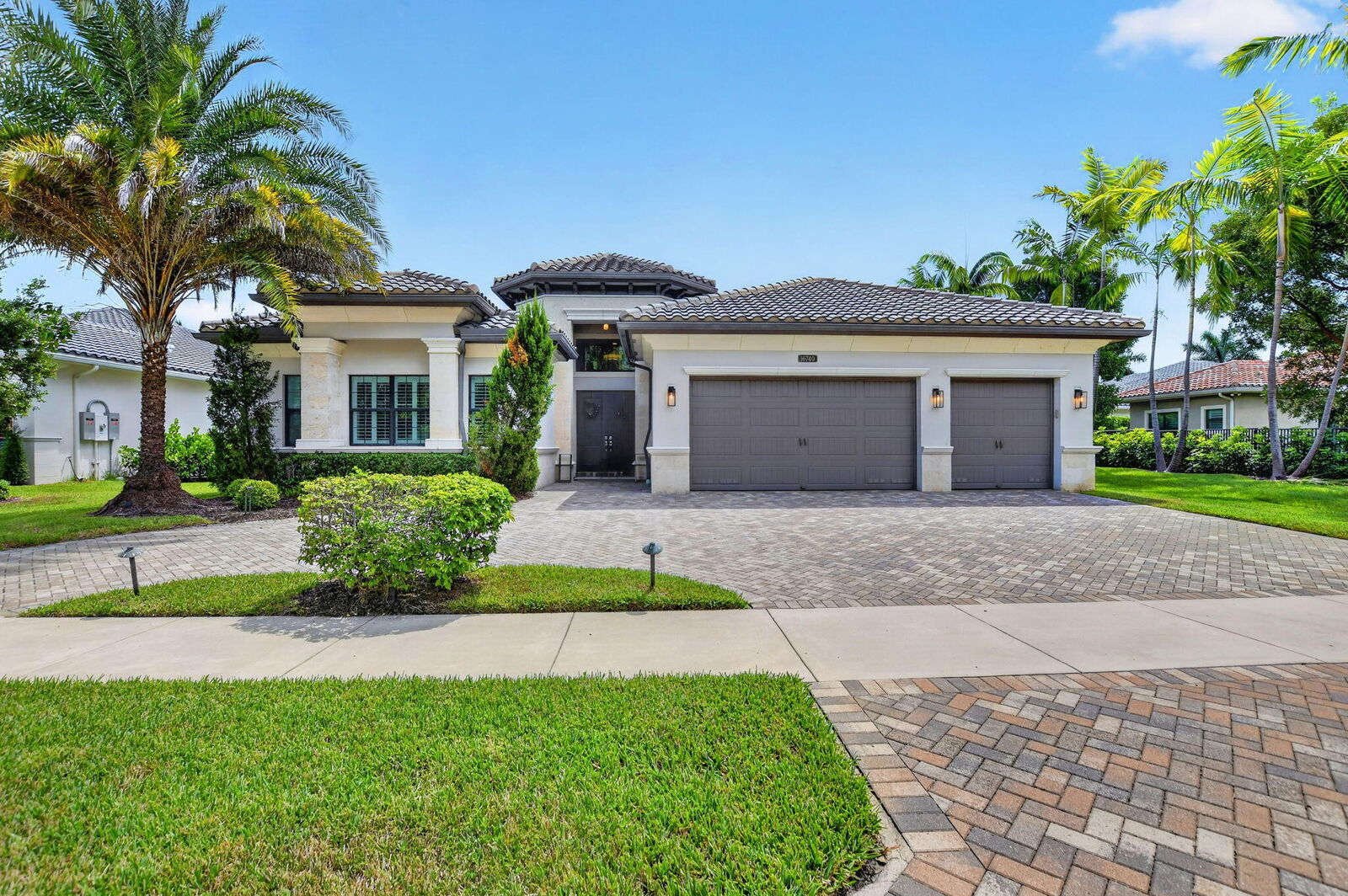 Property Photo:  16740 Strasbourg Lane  FL 33446 