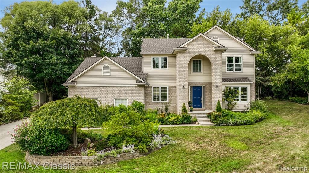 Property Photo:  20756 Hannah Court  MI 48375 