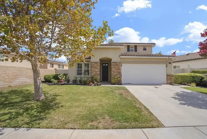 Property Photo:  38292 Taylor Ln  CA 92563 