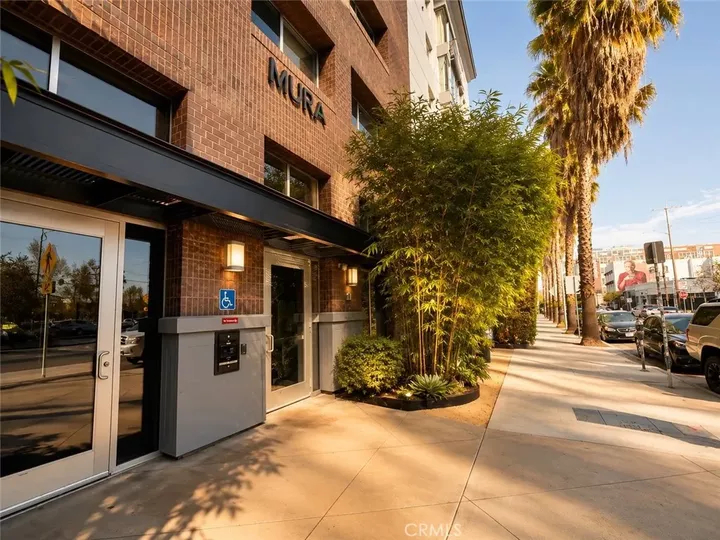 Property Photo:  629 Traction 403  CA 90013 