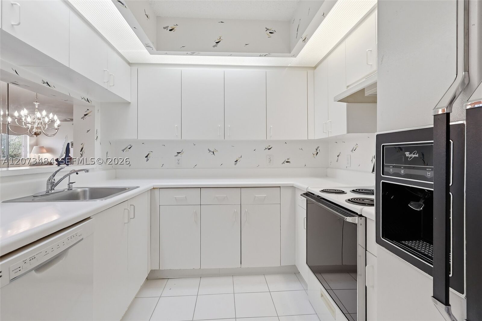 Property Photo: 13701 SW 12th St 311A FL 33027