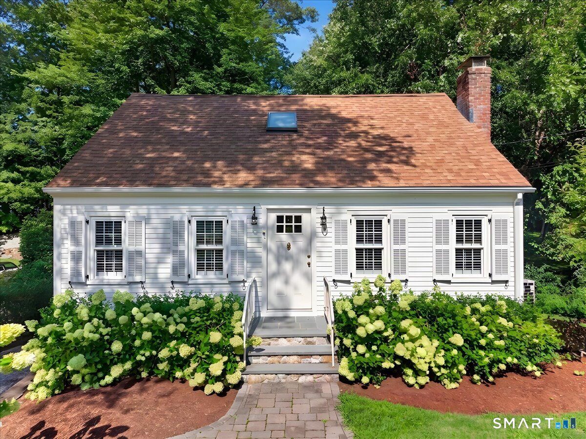 Property Photo:  40 Sunset Terrace  CT 06426 