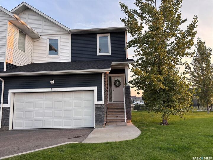510 Kloppenburg Crescent 11 — photo 1