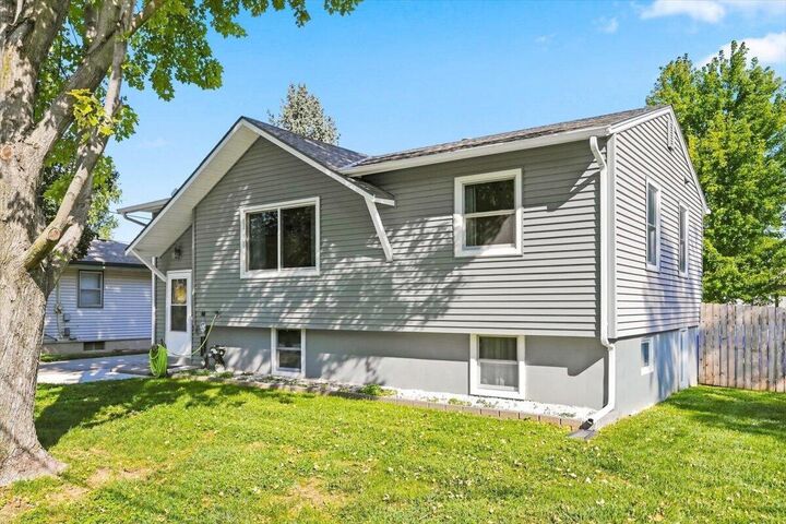 Property Photo:  205 Greenhaven Road  IA 51503 