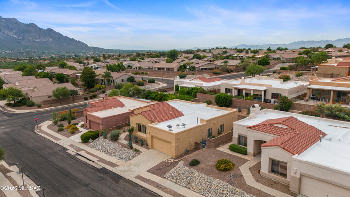 Property Photo:  11697 N Quandry Drive  AZ 85737 