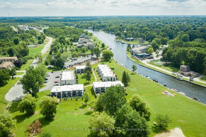 Property Photo:  2 Paradise Boulevard Unit 19  ON L0K 1B0 