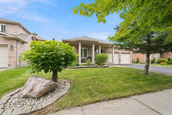 Property Photo: 42 Loretta Drive ON L0S 1T0