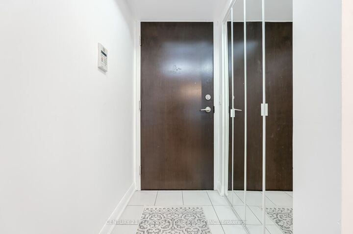 Property Photo: 215 Sherway Gardens Road 2005 ON M9C 0A5