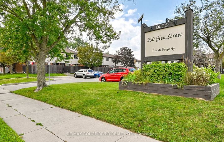 Property Photo: 960 Glen Street 72 ON L1J 6E8