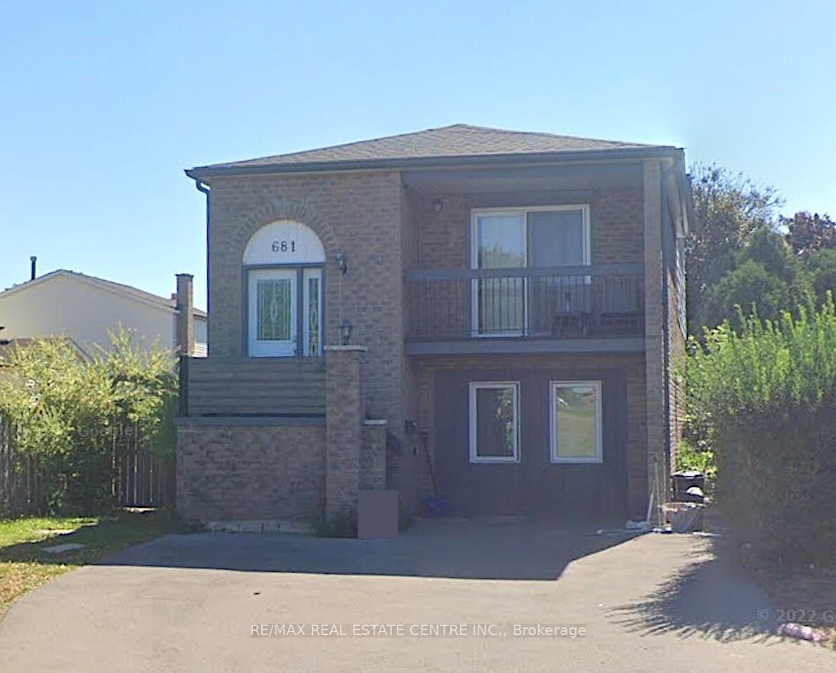 Property Photo: 681 Upper Wentworth Street 2 ON L9A 4V6
