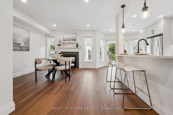 2294 Seton Crescent — photo 1